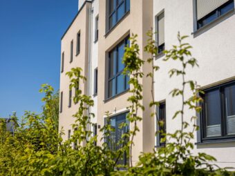 Offene Immobilienfonds lassen weiter Federn, ETFs boomen ?brizy media=24581&brizy crop=iW%3D382%26iH%3D255%26oX%3D21%26oY%3D0%26cW%3D340%26cH%3D255 Versicherungspapa